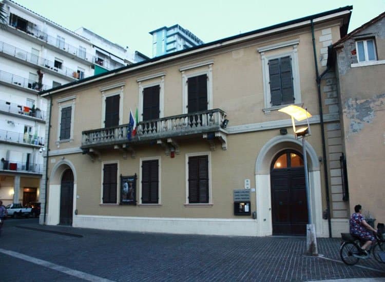 Pinacoteca Follonica